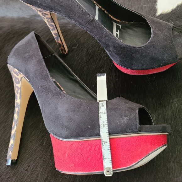 ELLE Blk/Red/Leopard Suede Open Toe Platform Pumps - Picture 5 of 10